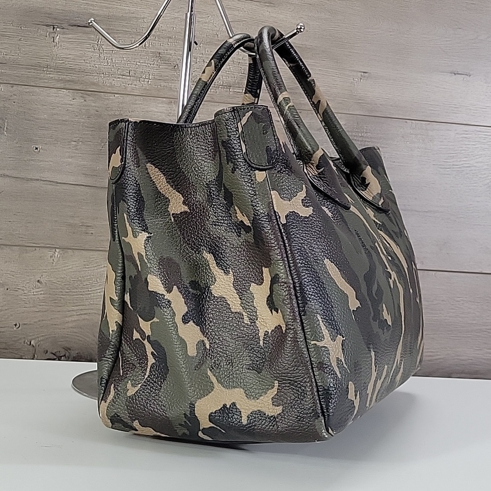 Mark & Graham Green Camo Leather Tote Bag - Picture 2 of 15